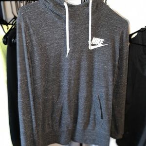 Nike vintage pull over